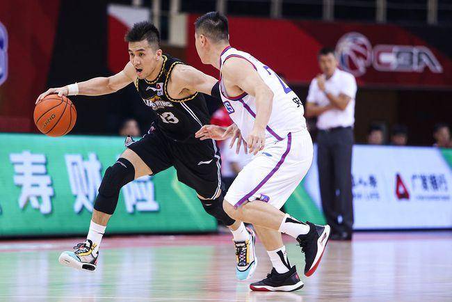 江苏队主教练求助外援,提升球队水平 江苏队主教练求助外援,提升球队水平