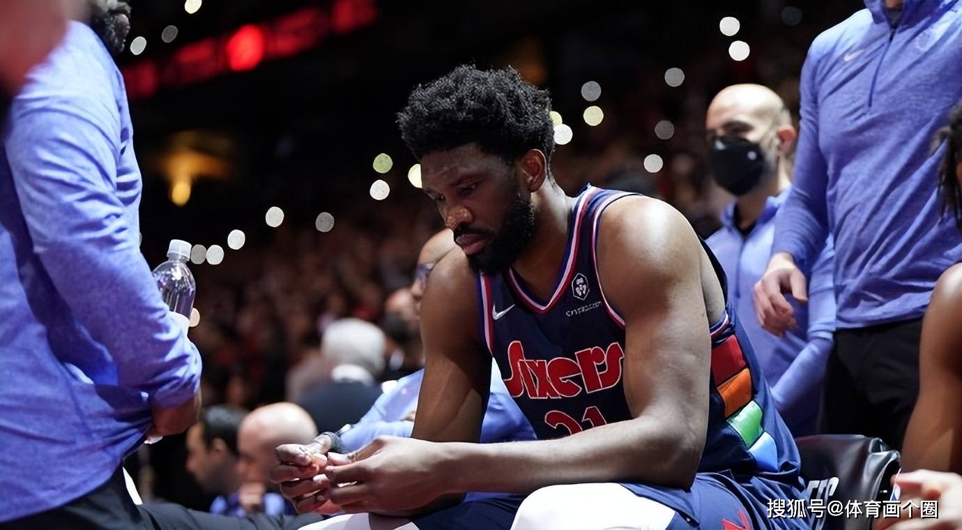 爱游戏中国官网-黄金十分钟狂轰炸，球队瞬间扭转比赛局势的简单介绍