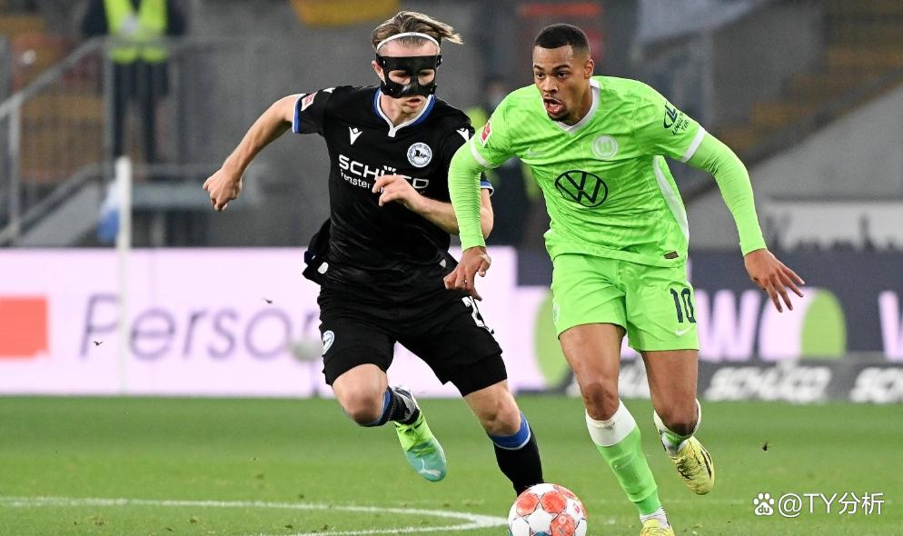 爱游戏在线-沃尔夫斯堡门将神勇发挥，帮助球队取得胜利的简单介绍