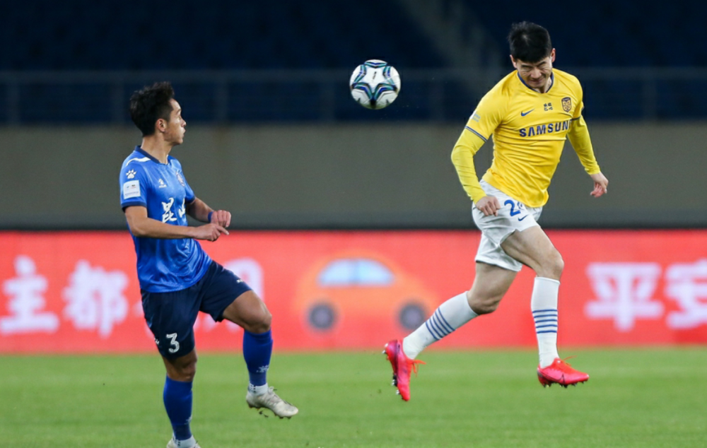 爱游戏官网登录网址-安徽苏宁豁然开朗，球队艰苦训练