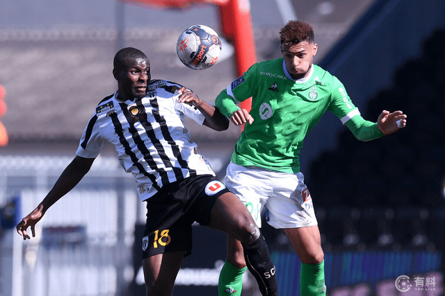 包含昂热在主场力克对手，继续保持不败的词条